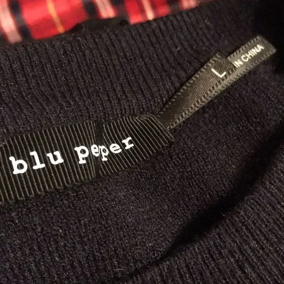 Blu Pepper Floral Embroidered Blue Sweater - Size Large - Picture 10 of 11